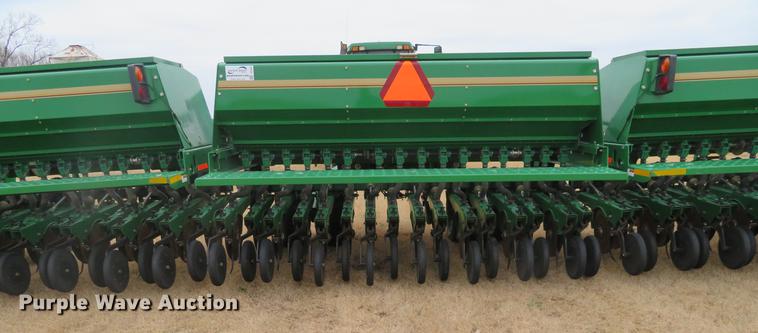 image for item DE6561 Great Plains 3S-3000HD Solid Stand grain drill
