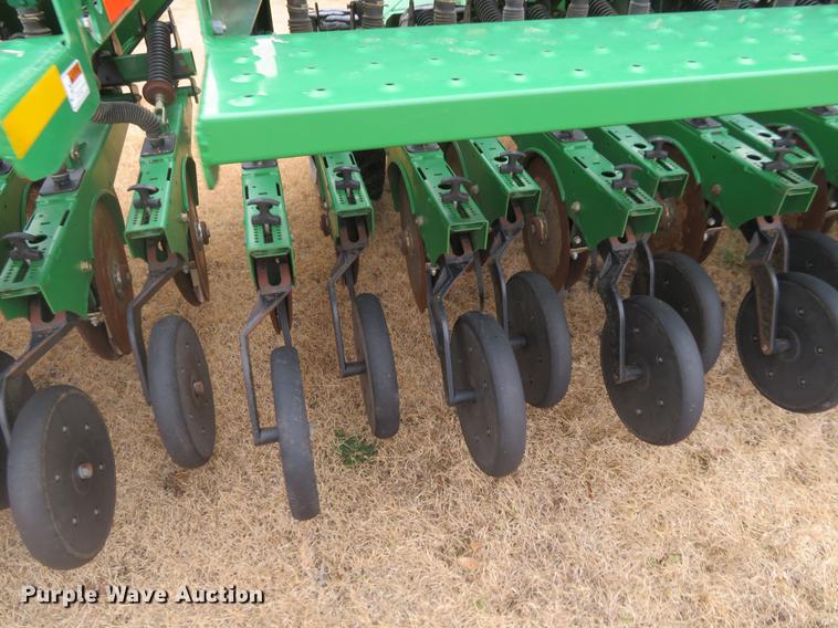 image for item DE6561 Great Plains 3S-3000HD Solid Stand grain drill