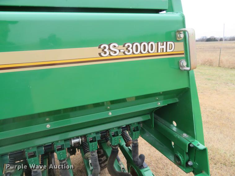 image for item DE6561 Great Plains 3S-3000HD Solid Stand grain drill