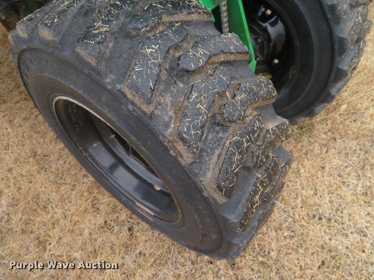 image for item DE6561 Great Plains 3S-3000HD Solid Stand grain drill