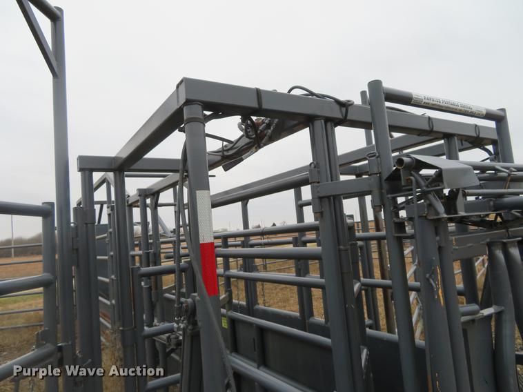 image for item DE6563 Rawhide corral