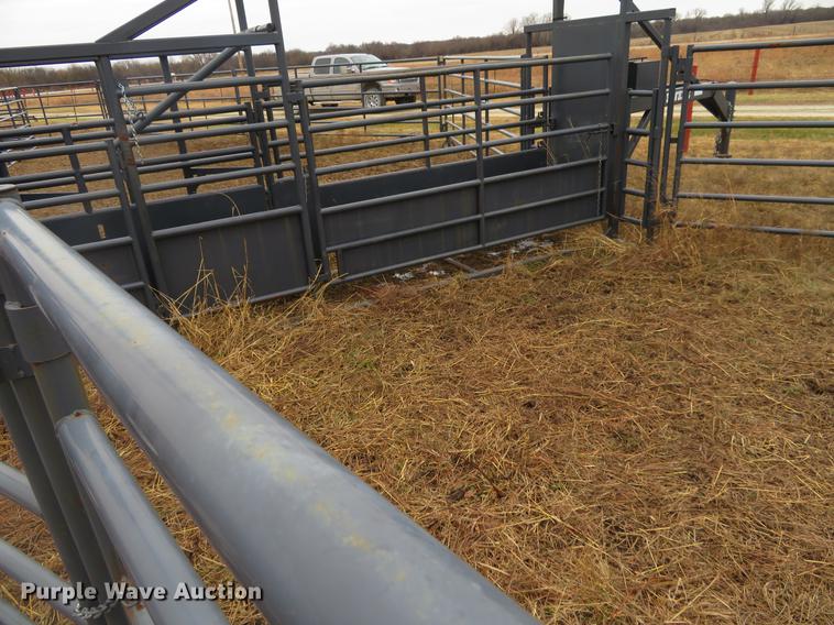 image for item DE6563 Rawhide corral