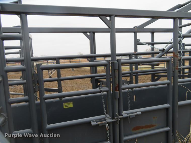 image for item DE6563 Rawhide corral