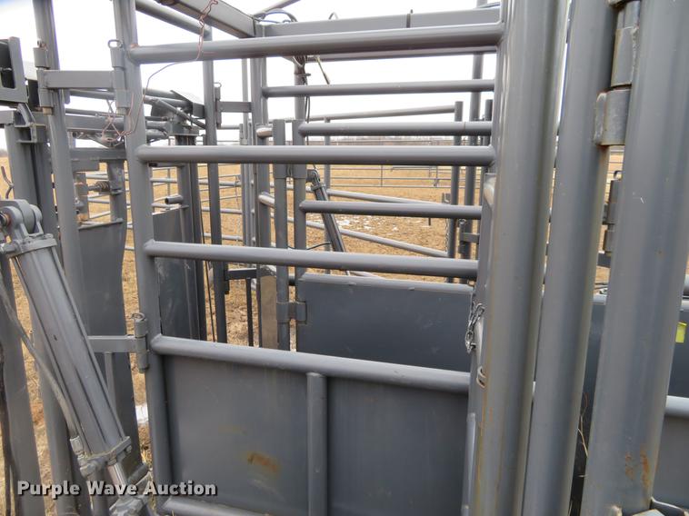 image for item DE6563 Rawhide corral