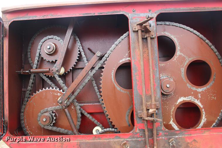 image for item DE6834 RotoMix 524-15B Forage Express feed mixer