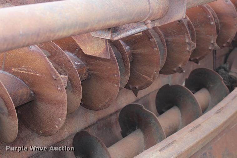 image for item DE6834 RotoMix 524-15B Forage Express feed mixer