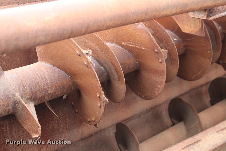 image for item DE6834 RotoMix 524-15B Forage Express feed mixer