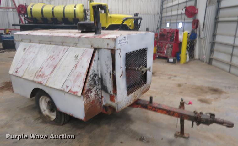 image for item DE8777 Air compressor