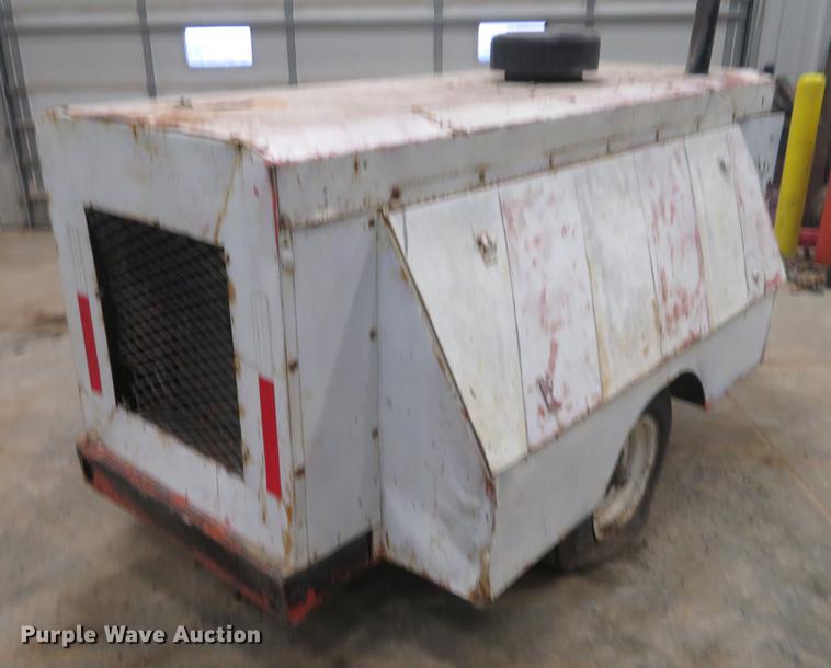 image for item DE8777 Air compressor