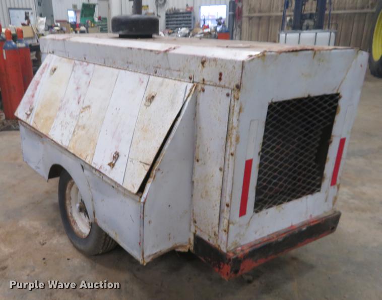 image for item DE8777 Air compressor