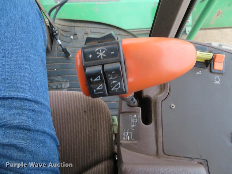 image for item DE8778 2006 John Deere 4895 windrower