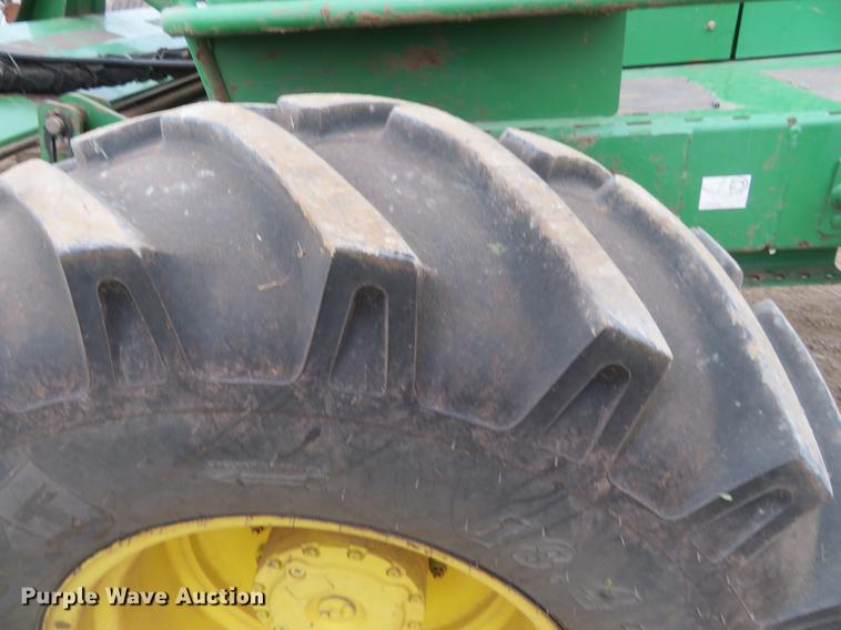 image for item DE8778 2006 John Deere 4895 windrower