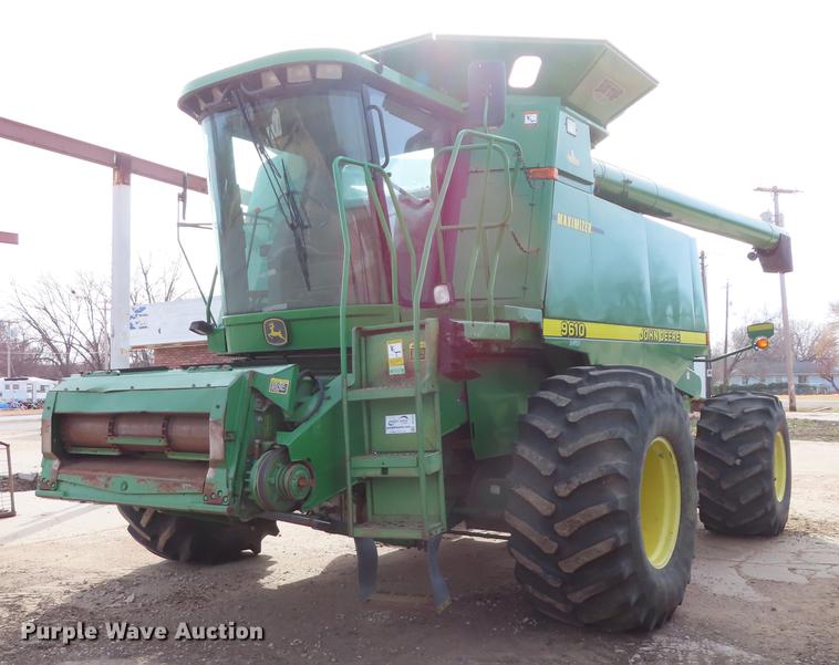 image for item DF1312 1999 John Deere 9610 RWA combine