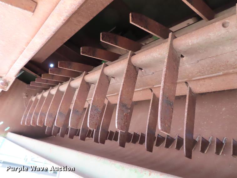 image for item DF1312 1999 John Deere 9610 RWA combine