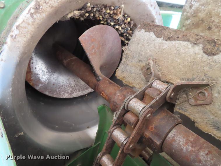 image for item DF1312 1999 John Deere 9610 RWA combine