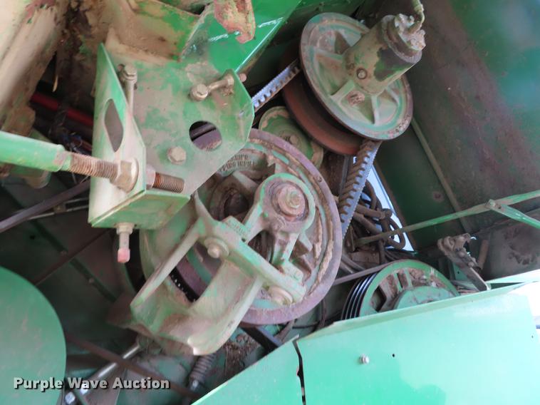 image for item DF1312 1999 John Deere 9610 RWA combine