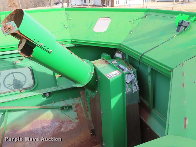 image for item DF1312 1999 John Deere 9610 RWA combine