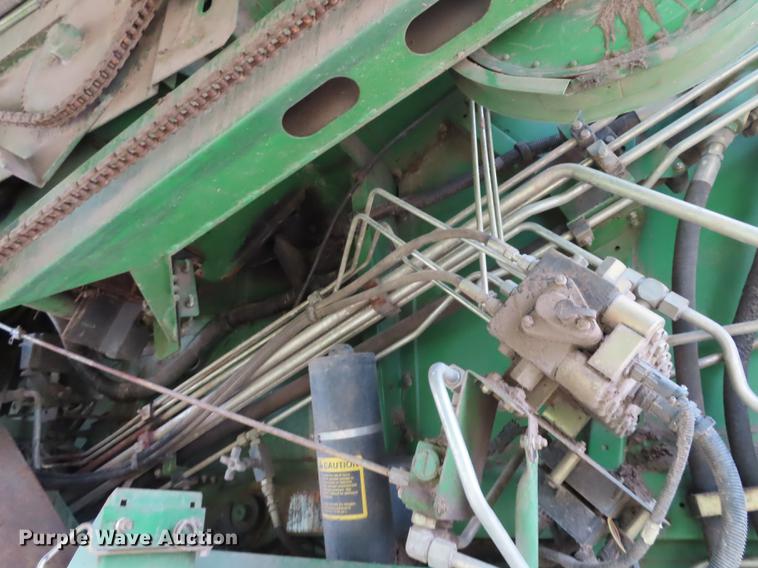 image for item DF1312 1999 John Deere 9610 RWA combine
