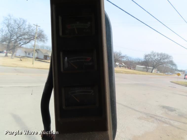 image for item DF1312 1999 John Deere 9610 RWA combine