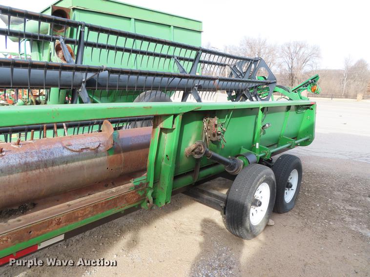 image for item DF1313 1998 John Deere 930 flex head and trailer
