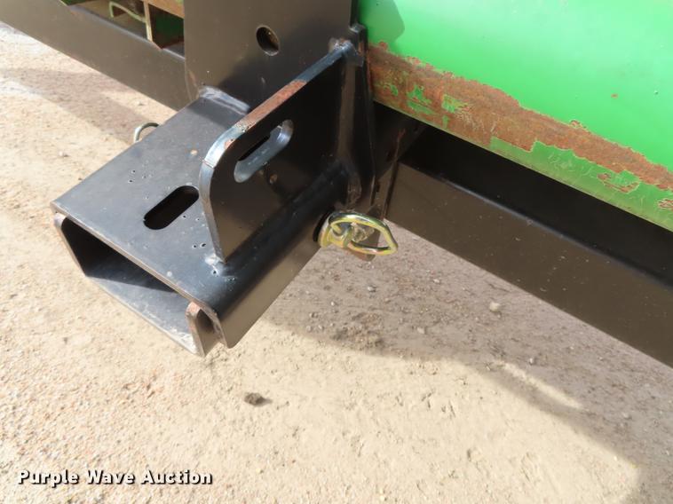 image for item DF1313 1998 John Deere 930 flex head and trailer
