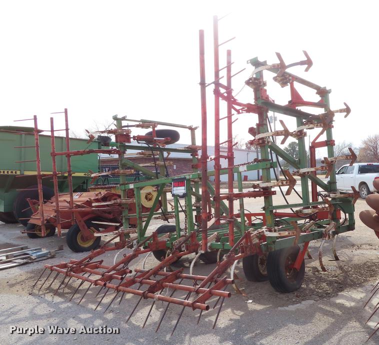 image for item DF1316 Terra-tamor field cultivator