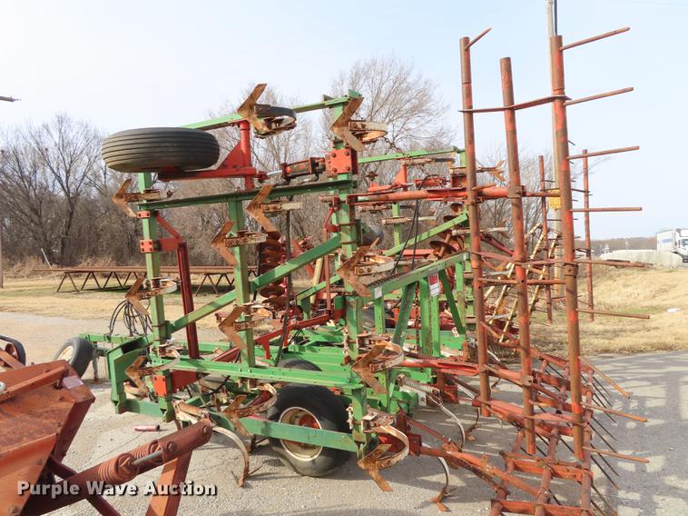 image for item DF1316 Terra-tamor field cultivator