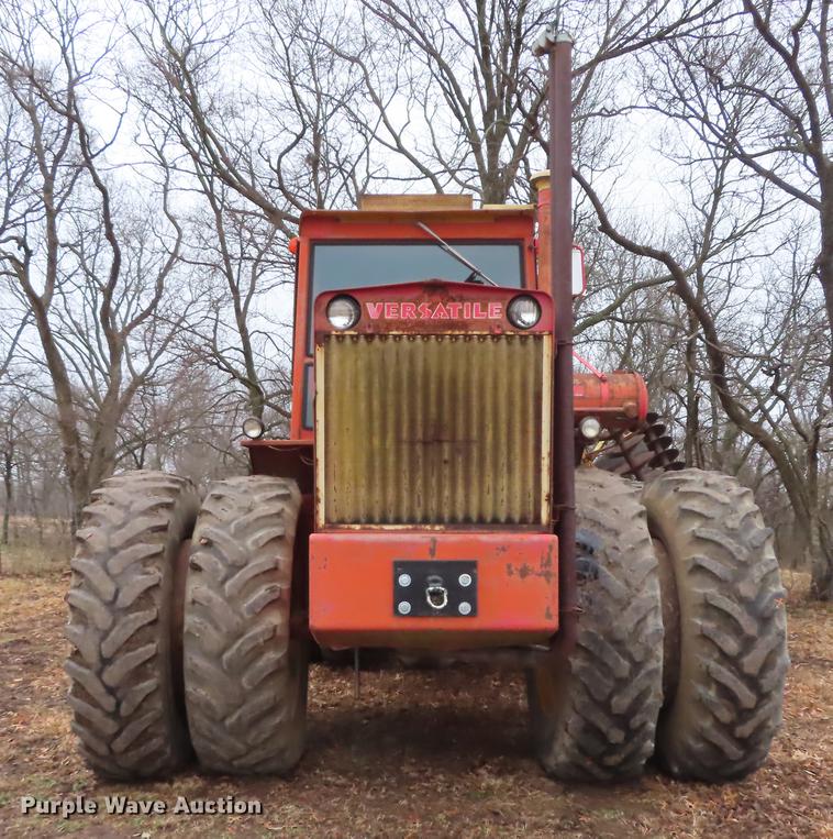 image for item DF1321 1975 Versatile 700 4WD tractor