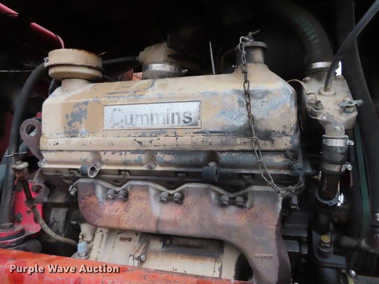 image for item DF1321 1975 Versatile 700 4WD tractor