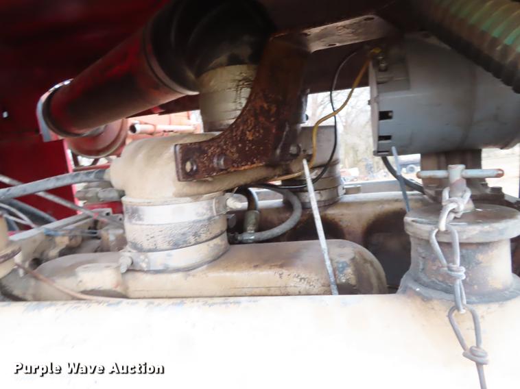 image for item DF1321 1975 Versatile 700 4WD tractor