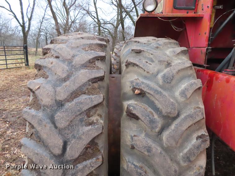 image for item DF1321 1975 Versatile 700 4WD tractor
