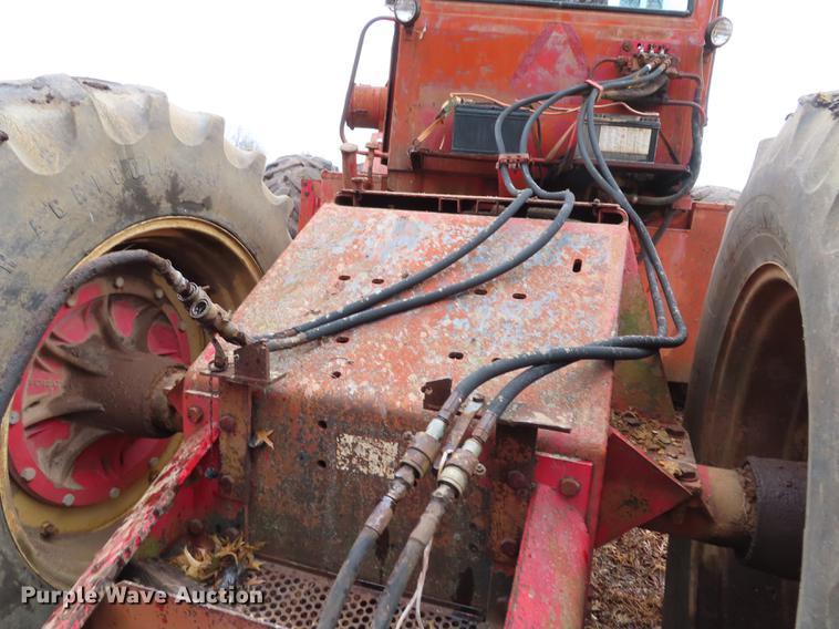 image for item DF1321 1975 Versatile 700 4WD tractor