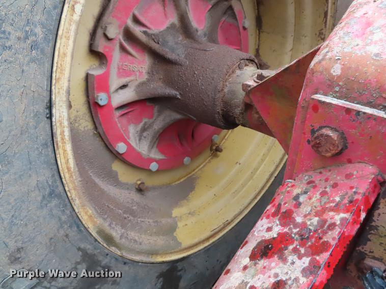 image for item DF1321 1975 Versatile 700 4WD tractor