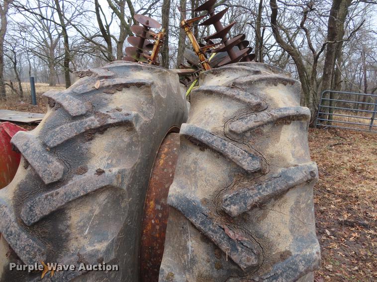 image for item DF1321 1975 Versatile 700 4WD tractor