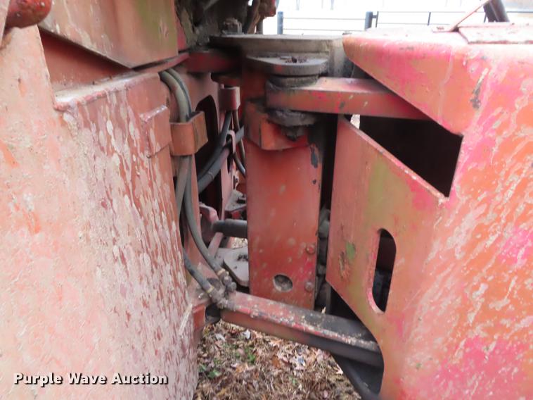 image for item DF1321 1975 Versatile 700 4WD tractor