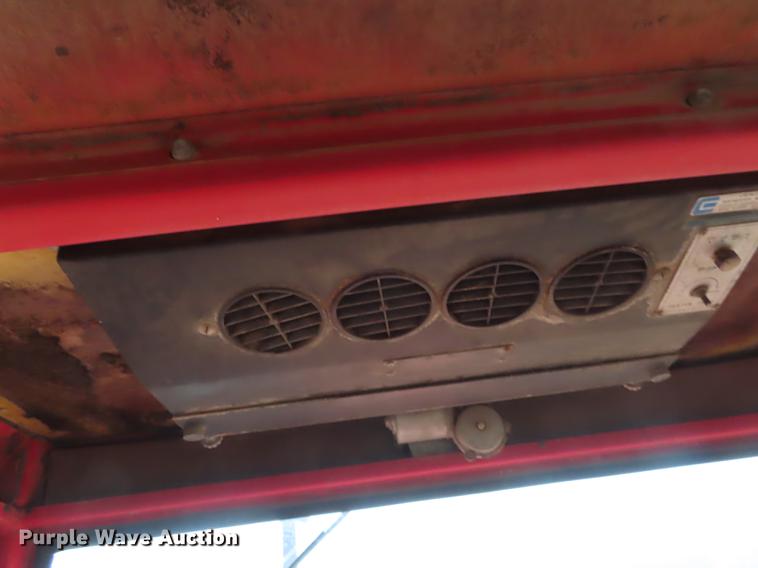 image for item DF1321 1975 Versatile 700 4WD tractor