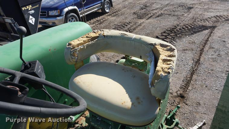 image for item DF1640 1965 John Deere 4020 tractor