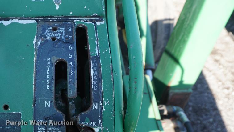 image for item DF1640 1965 John Deere 4020 tractor