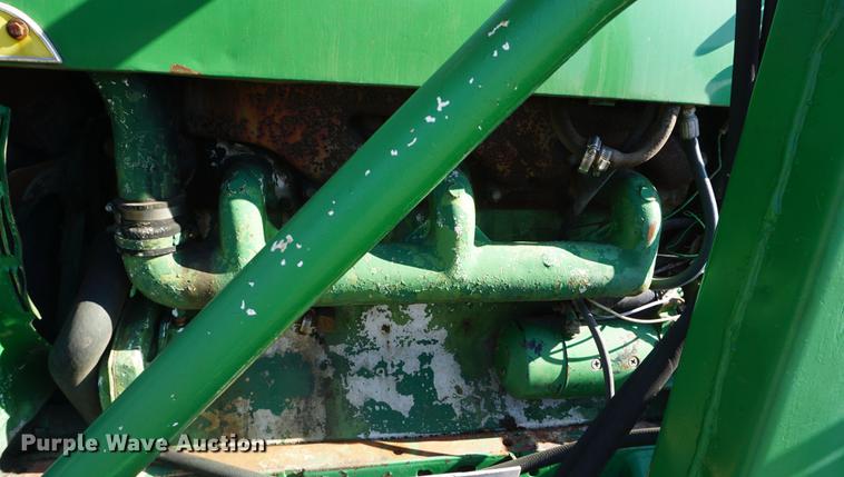 image for item DF1640 1965 John Deere 4020 tractor