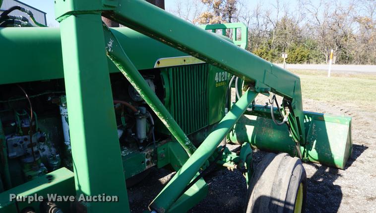 image for item DF1640 1965 John Deere 4020 tractor