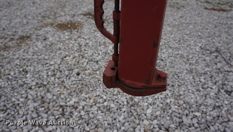 image for item DF1682 Hay bale trailer