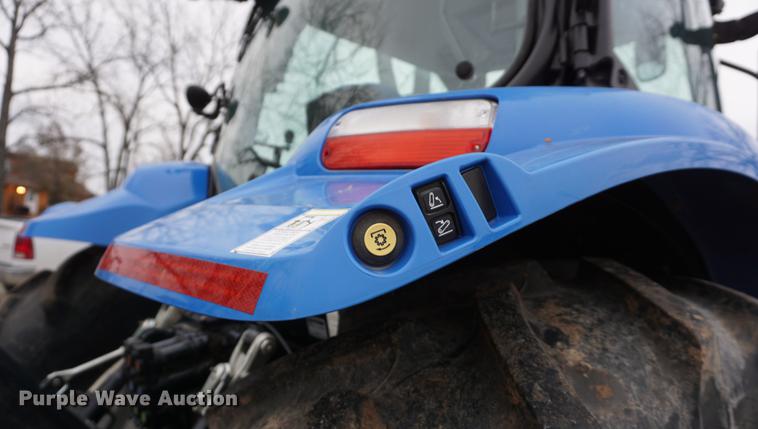 image for item DF1684 2015 New Holland T6.155 MFWD tractor