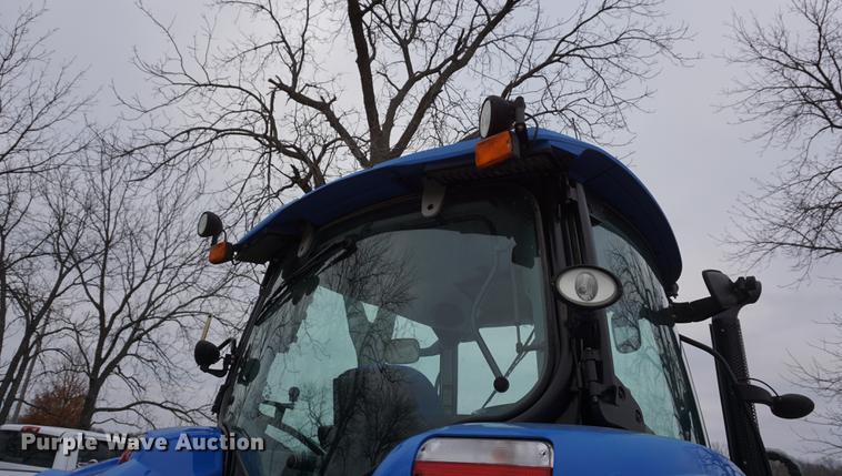 image for item DF1684 2015 New Holland T6.155 MFWD tractor
