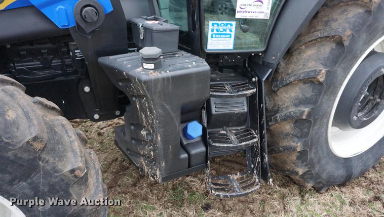 image for item DF1684 2015 New Holland T6.155 MFWD tractor