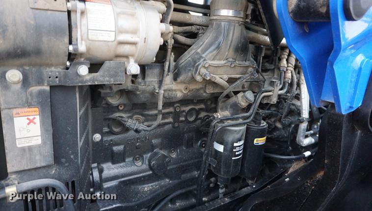 image for item DF1684 2015 New Holland T6.155 MFWD tractor