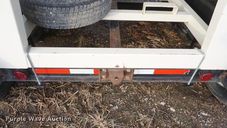 image for item DF1689 Friesen 375 seed tender