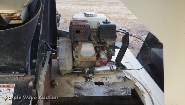 image for item DF1689 Friesen 375 seed tender