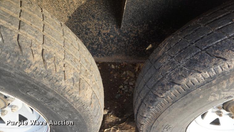 image for item DF1689 Friesen 375 seed tender