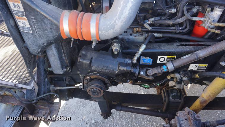 image for item DF1723 2001 Kenworth T300 feed mixer truck