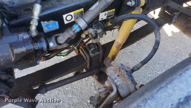 image for item DF1723 2001 Kenworth T300 feed mixer truck